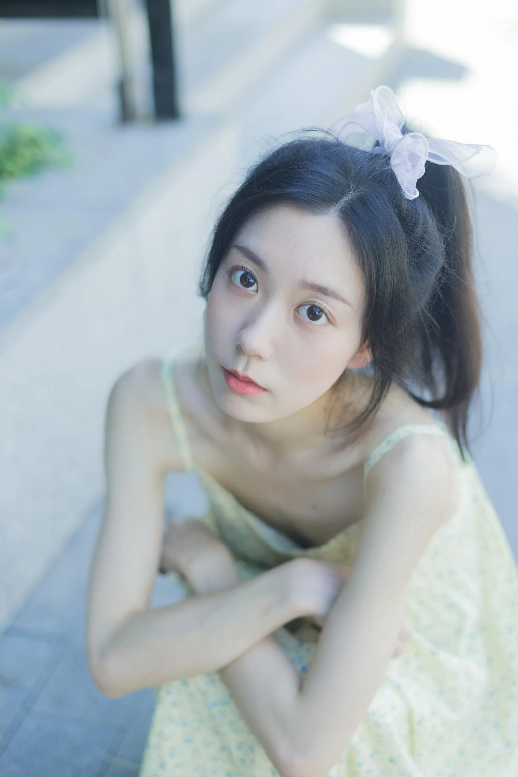 [YITUYU艺图语]2022.08.18 夏日凌霄 饲猫少女- [33P]插图7